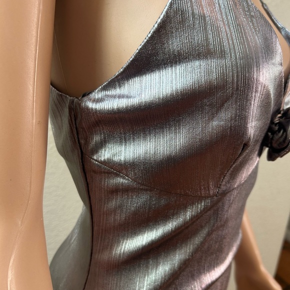 Emerson Lang Metallic look Formal Maxi Dress SZ M NWT - Picture 9 of 10